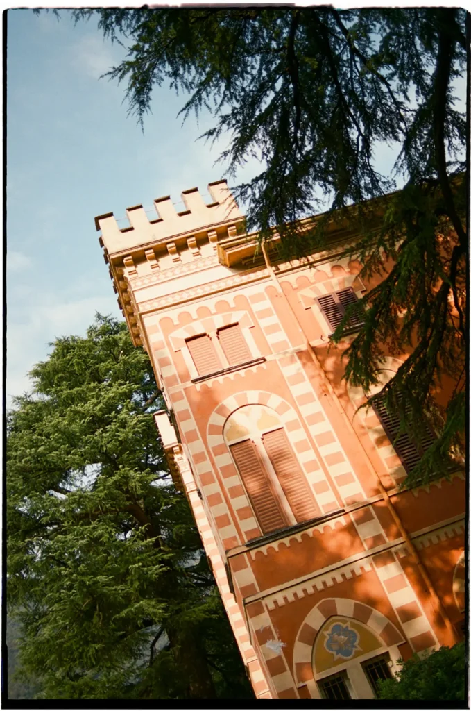 Film photographer lake como wedding elopement in villa del Balbianello