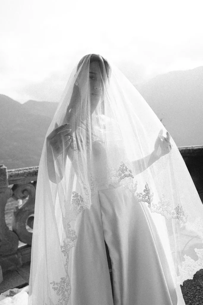 Film photographer lake como wedding elopement in villa del Balbianello