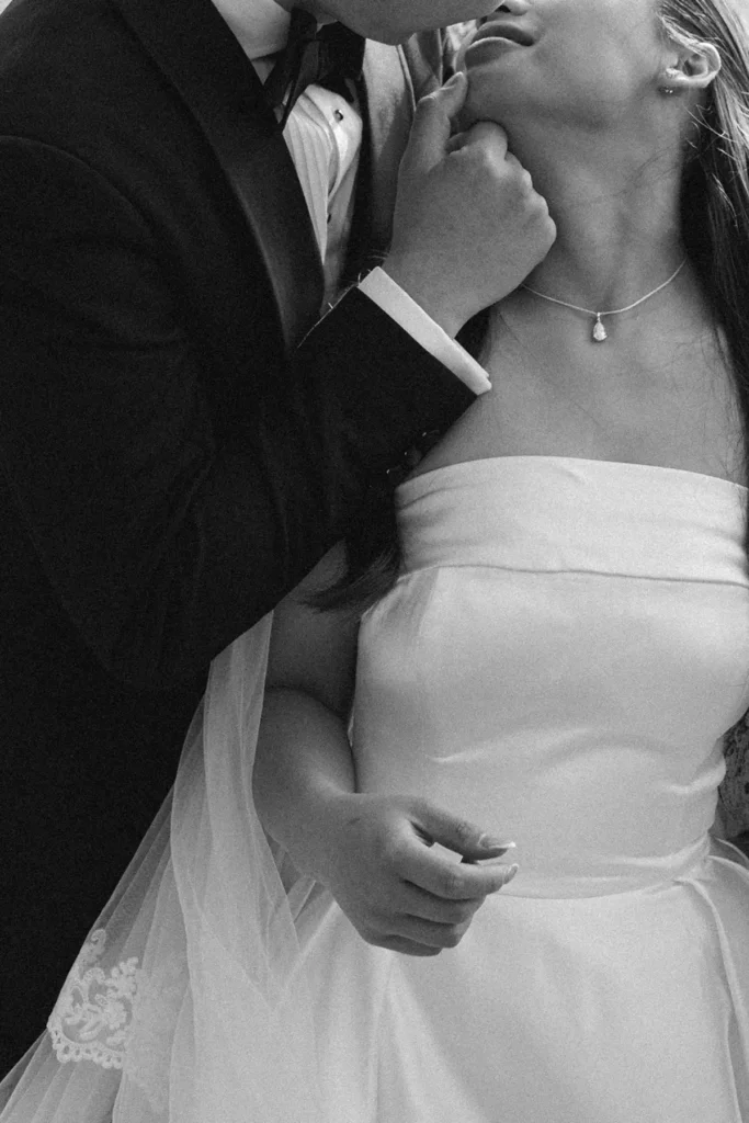 Film photographer lake como wedding elopement in villa del Balbianello